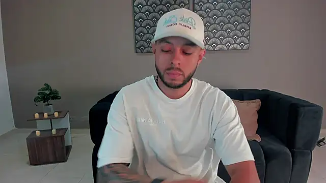 Snapshot of Daniel_kingx chatting on 02-23-26, 11:51 Daniel kingx online show from 02-23-26, 11:51