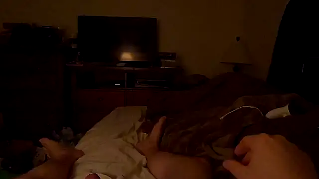 Snapshot of Schlongo420 chatting on 12-16-25, 09:36 Schlongo420 online show from 12-16-25, 09:36