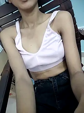 Snapshot of M_Lisha chatting on 02-23-26, 04:21 M Lisha online show from 02-23-26, 04:21