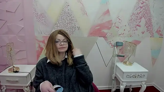 Snapshot of Vella_sripes chatting on 02-20-26, 10:05 Vella sripes online show from 02-20-26, 10:05