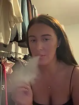 Snapshot of PinkVelvetx chatting on 03-03-26, 09:42 PinkVelvetx online show from 03-03-26, 09:42