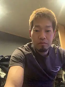 Snapshot of ryuaaaaa chatting on 02-18-26, 06:37 ryuaaaaa online show from 02-18-26, 06:37