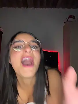 Paulha  miller online show from 03-04-26, 01:55