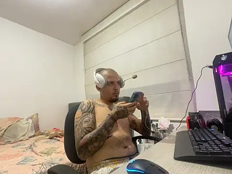 Maximo Garcia17 online show from 02-21-26, 02:01