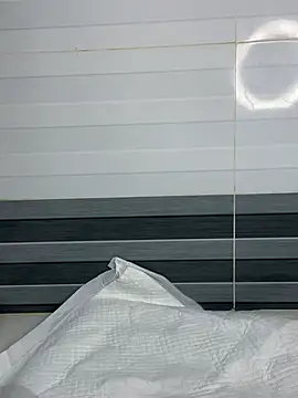 Snapshot of Aley-yy chatting on 02-28-26, 04:08 Aley-yy online show from 02-28-26, 04:08