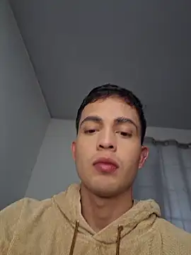 NewYoungHot online show from 03-06-26, 08:38