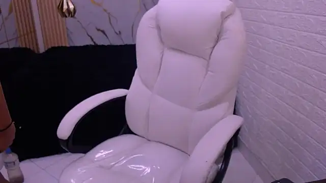 velvet o online show from 02-28-26, 04:24