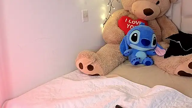 AriaKyle online show from 03-18-26, 04:26