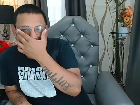 Snapshot of victoriacock69 chatting on 02-19-26, 06:31 victoriacock69 online show from 02-19-26, 06:31