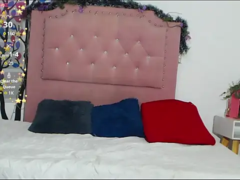 crissfer1 online show from 02-24-26, 03:10