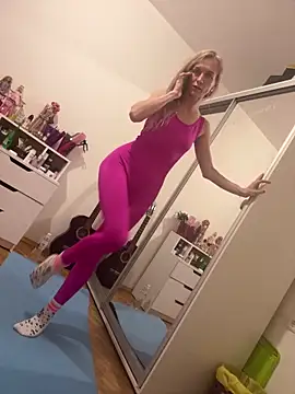 Faiiry  online show from 02-27-26, 02:22