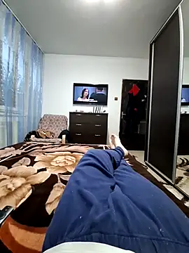 Snapshot of Mikecrazyhy chatting on 02-19-26, 04:58 Mikecrazyhy online show from 02-19-26, 04:58