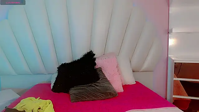 Daniiela Ember online show from 03-09-26, 05:00