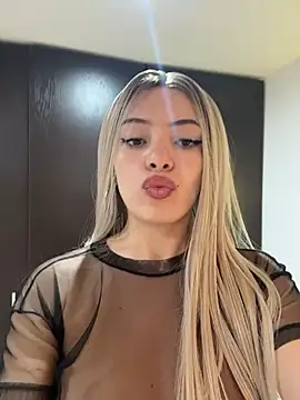 romanovanita online show from 03-30-26, 04:24