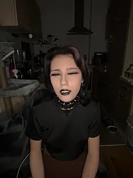 Snapshot of FuckFinya chatting on 02-27-26, 07:25 FuckFinya online show from 02-27-26, 07:25