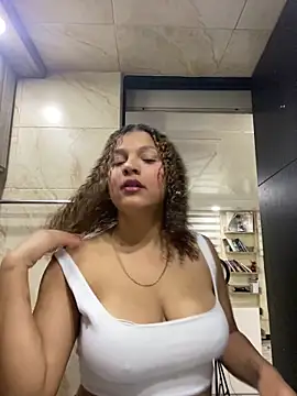 KendyLove  online show from 04-15-26, 03:35