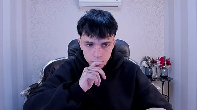 ClarkBev online show from 03-12-26, 05:35