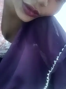 Snapshot of Amrita_Love chatting on 03-01-26, 04:25 Amrita Love online show from 03-01-26, 04:25