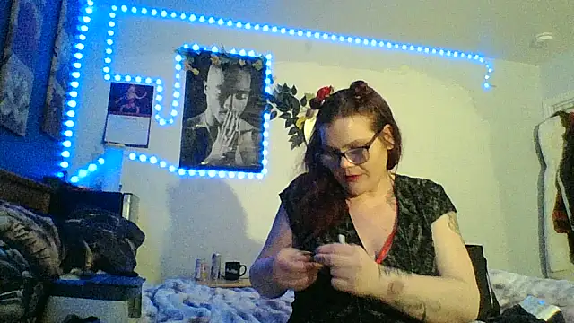 Sexymilf6992 online show from 02-28-26, 05:19