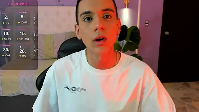 Snapshot of dominicjonnes chatting on 02-28-26, 07:37 dominicjonnes online show from 02-28-26, 07:37