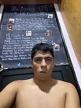 laparejita0410 online show from 02-28-26, 12:00