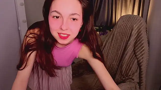 BellaThery online show from 03-27-26, 05:13