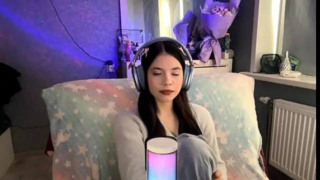 Snapshot of RoxanaSanos chatting on 02-21-26, 10:27 RoxanaSanos online show from 02-21-26, 10:27