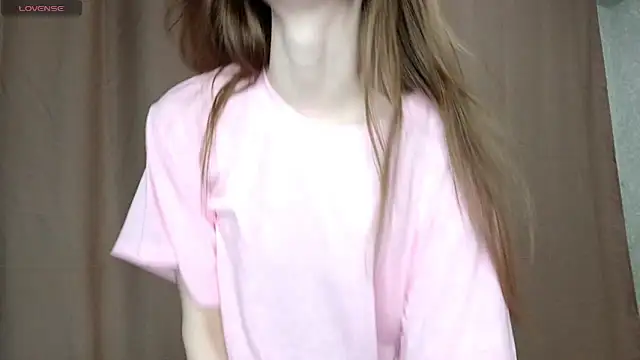 LeslieShay online show from 02-24-26, 05:33