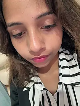 Snapshot of its_anuuu chatting on 02-21-26, 10:16 its anuuu online show from 02-21-26, 10:16