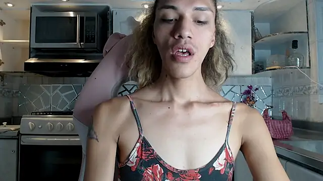 Snapshot of CrisOzzz chatting on 03-01-26, 06:54 CrisOzzz online show from 03-01-26, 06:54