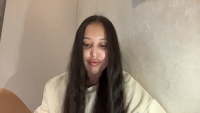 Snapshot of Dana_005 chatting on 04-26-26, 08:17 Dana 005 online show from 04-26-26, 08:17