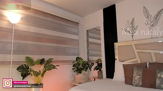 missnataly online show from 04-08-26, 10:32