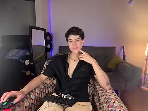 Stolas ying online show from 03-09-26, 11:31