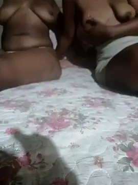 Snapshot of Dee-n-Dee_nyash chatting on 02-22-26, 09:46 Dee-n-Dee nyash online show from 02-22-26, 09:46