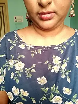 Snapshot of Telugusrija chatting on 02-21-26, 10:16 Telugusrija online show from 02-21-26, 10:16