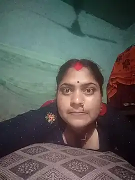 Snapshot of Aanushaka chatting on 03-02-26, 01:07 Aanushaka online show from 03-02-26, 01:07