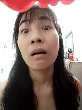 Snapshot of _Na_Na chatting on 02-28-26, 02:12 Na Na online show from 02-28-26, 02:12