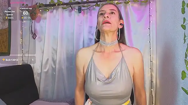 LeanaMaturee online show from 03-26-26, 12:11