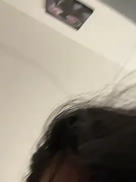 ISLONDRY online show from 02-21-26, 06:09