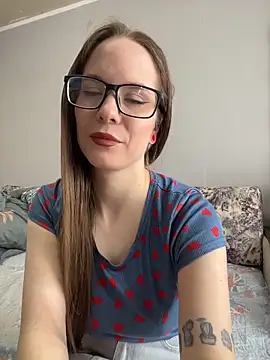 Snapshot of DivaAurumX chatting on 02-23-26, 11:07 DivaAurumX online show from 02-23-26, 11:07