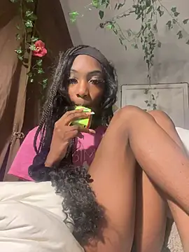 Snapshot of auraa_aa chatting on 02-25-26, 12:20 auraa aa online show from 02-25-26, 12:20