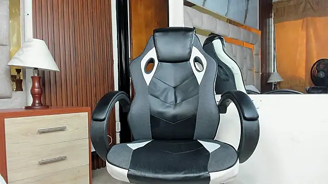 Snapshot of Keitty_Rose chatting on 03-02-26, 08:26 Keitty Rose online show from 03-02-26, 08:26