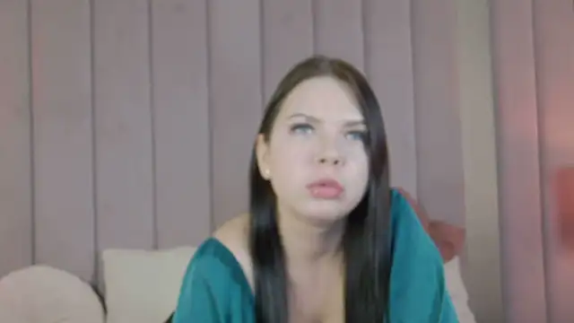 Snapshot of Monica_Wood chatting on 03-01-26, 04:31 Monica Wood online show from 03-01-26, 04:31