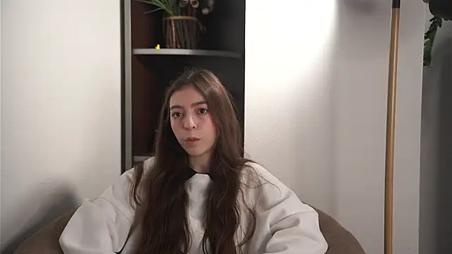 Snapshot of FairyLites chatting on 02-22-26, 05:19 FairyLites online show from 02-22-26, 05:19