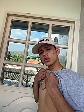 HarryGaze online show from 02-28-26, 01:45