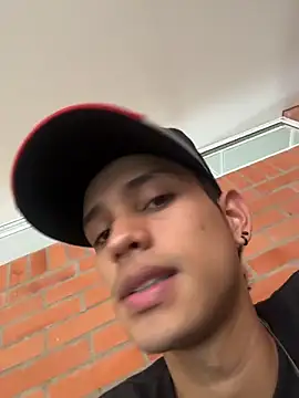 HarryGaze online show from 03-09-26, 01:59