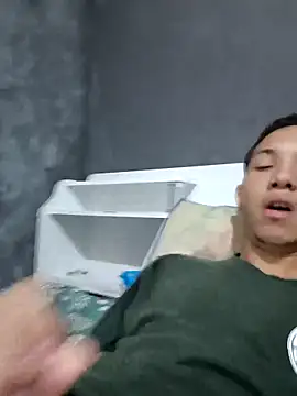 Snapshot of Gustavo063safado chatting on 02-25-26, 01:54 Gustavo063safado online show from 02-25-26, 01:54