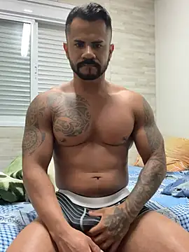 Snapshot of morenotatudo18cm chatting on 02-22-26, 02:02 morenotatudo18cm online show from 02-22-26, 02:02