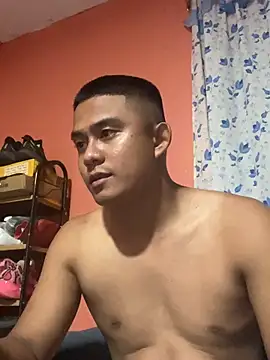 Snapshot of xxHardforyouxx chatting on 02-22-26, 11:42 xxHardforyouxx online show from 02-22-26, 11:42