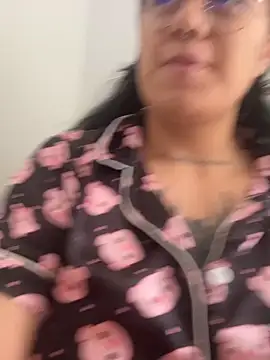 Snapshot of Mailly_Gaby chatting on 02-22-26, 04:16 Mailly Gaby online show from 02-22-26, 04:16